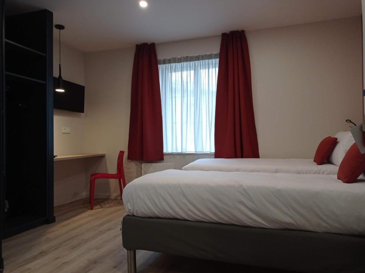Hotel La Batisse Du Velay Saint-Didier-en-Velay Esterno foto